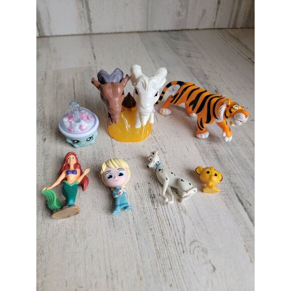 Disney variety toy aerial Elsa tiger Simba dalmatian play - Picture 1 of 9